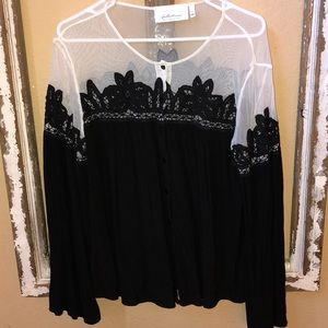 LaBellum Hillary Scott Blouse NWOT